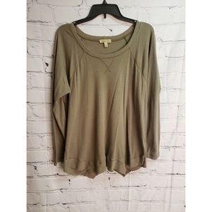 Handkerchief hem sweater